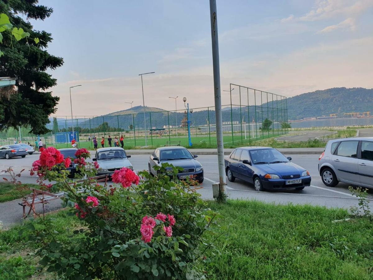 Apartment Ada Kaleh Оршова Экстерьер фото